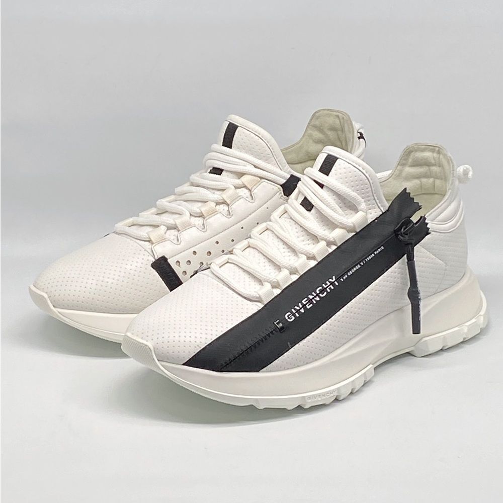 Givenchy Spectre Logo Zip Runner Sneakers size 38.5